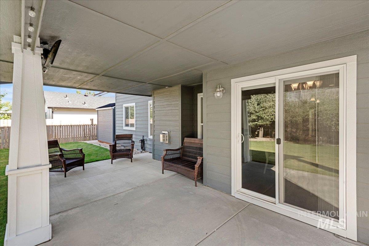 401 East Joshua Tree Drive Meridian, ID 83646 - Photo 26 of 32 View of patio / terrace