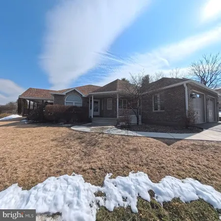 $405,000 | 4 Linden Court, Ashland, PA 17921