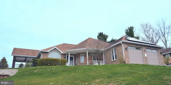 $405,000 | 4 Linden Court, Ashland, PA 17921