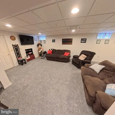 $405,000 | 4 Linden Court, Ashland, PA 17921