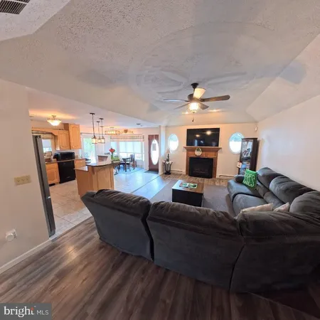 $405,000 | 4 Linden Court, Ashland, PA 17921