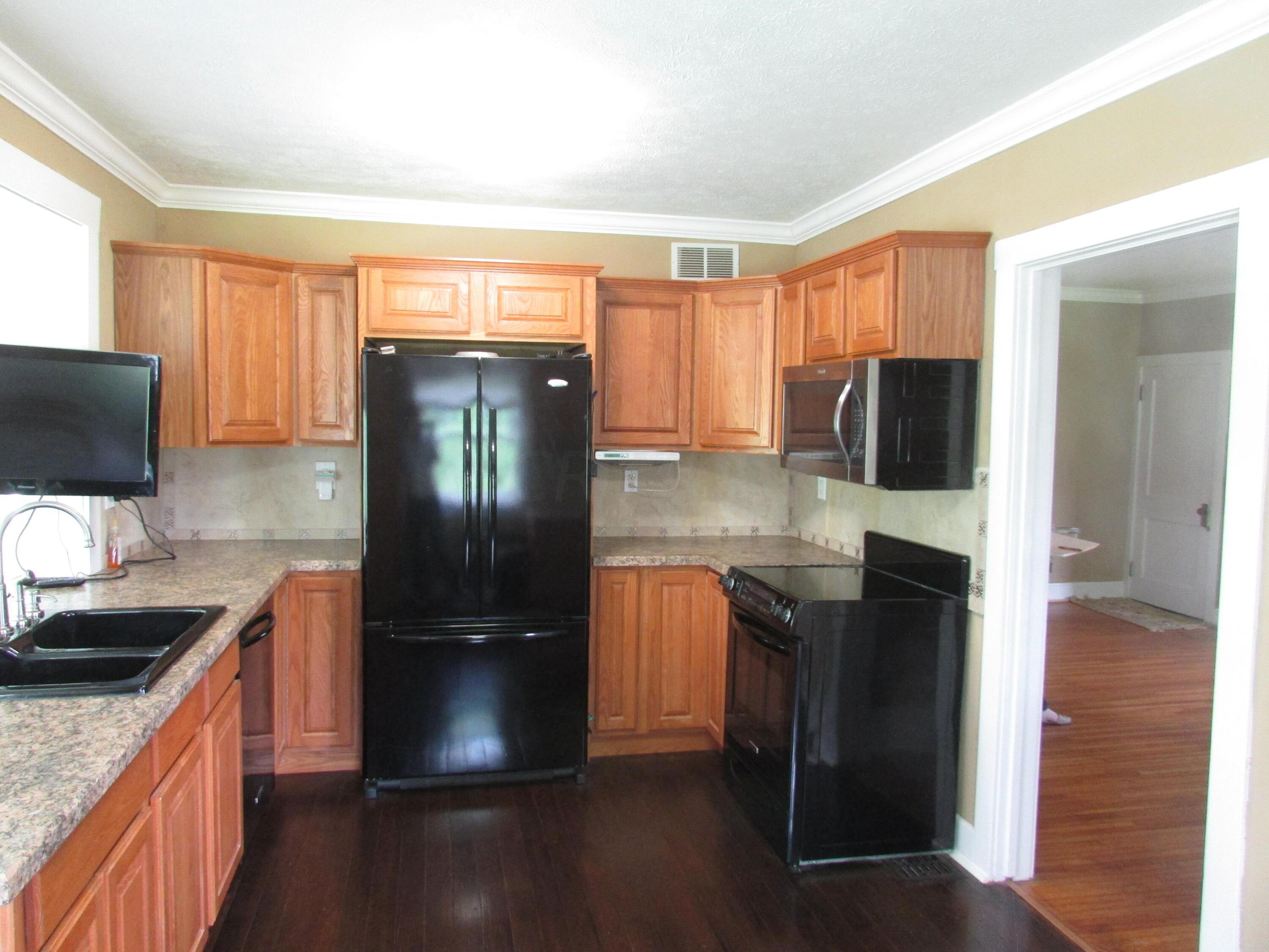 1000 Lewis Center Road Lewis Center, OH 43035 - Photo 4 of 19 Lewis Center Kitchen 1