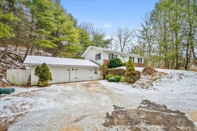 $199,000 | 626 Northway Road, Linden, PA 17744