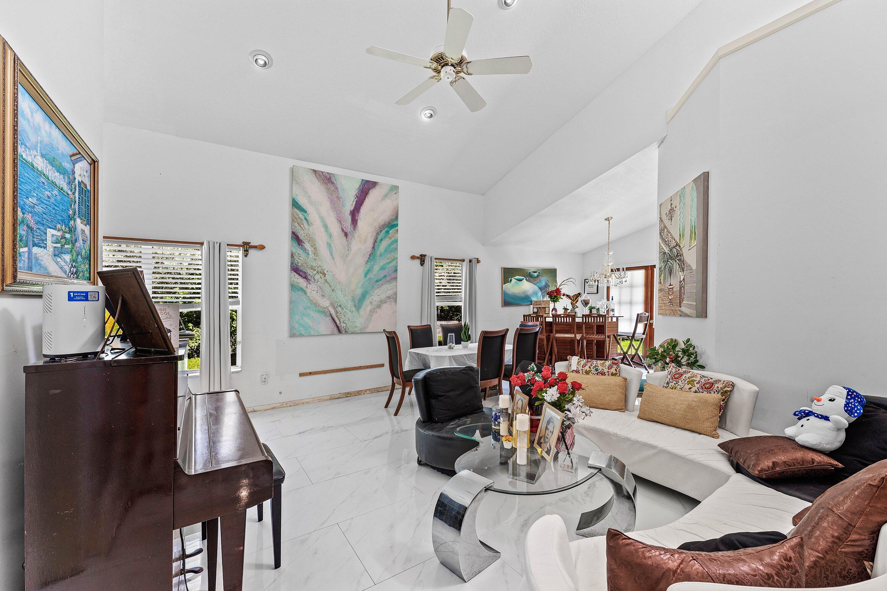 2350 Northwest 5th Avenue Boca Raton, FL 33431 - Photo 10 of 34 009-2350Northwest5thAvenue-BocaRaton-FL-
