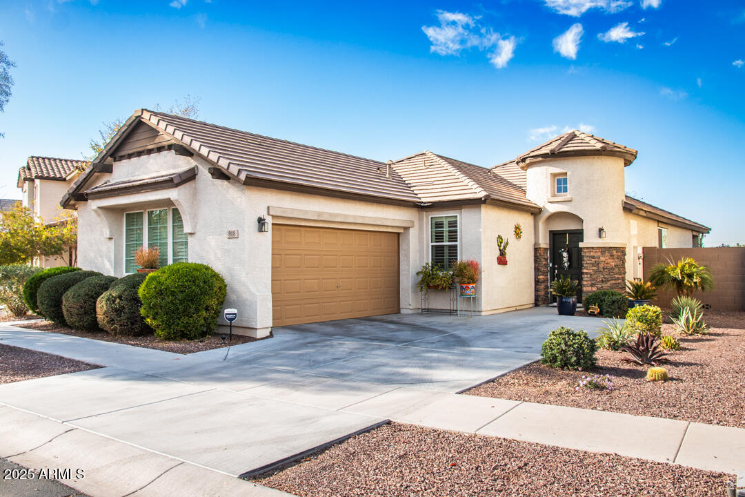 808 Constance Way Phoenix, AZ 85042 - Photo 2 of 39 1 FrontExterior-2