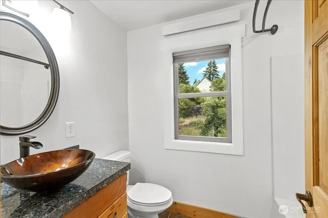 $662,888 | 206 West Montana Avenue, Roslyn, WA 98941