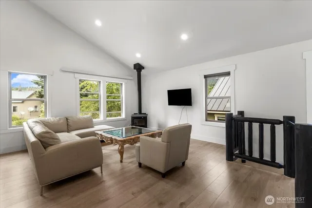 $662,888 | 206 West Montana Avenue, Roslyn, WA 98941