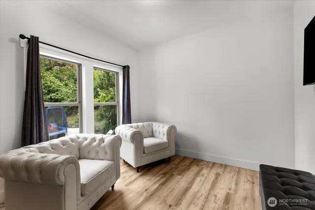 $662,888 | 206 West Montana Avenue, Roslyn, WA 98941