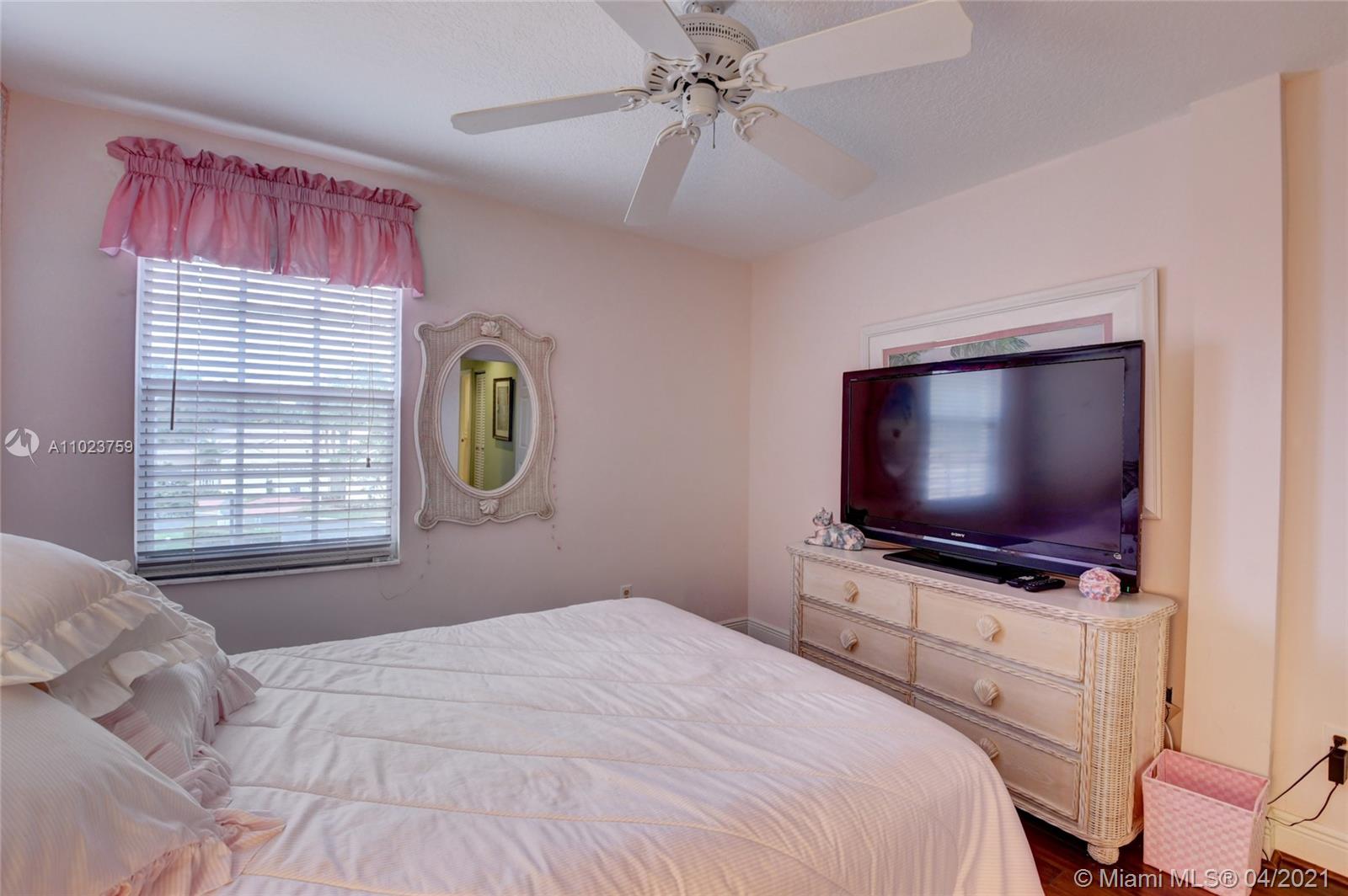 17287 Boca Club Boulevard, Unit 8 Boca Raton, FL 33487 - Photo 33 of 40