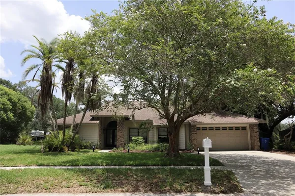 $427,000 | 10428 Tara Drive, Riverview, FL 33578