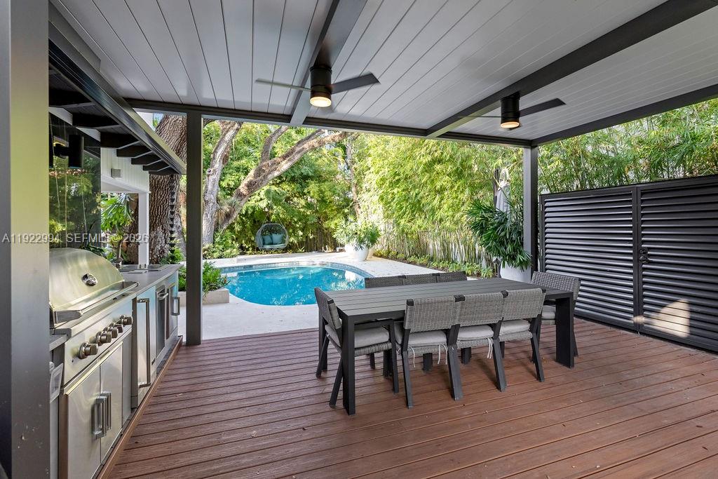 4095 Battersea Road Miami, FL 33133 - Photo 4 of 53 Outdoor Entertaining Area