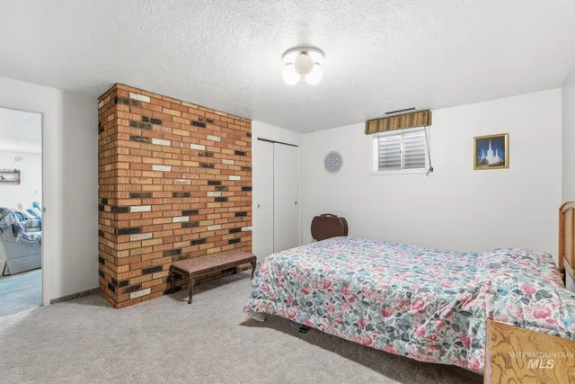 $499,000 | 5621 Centerbrook Drive, Boise, ID 83705