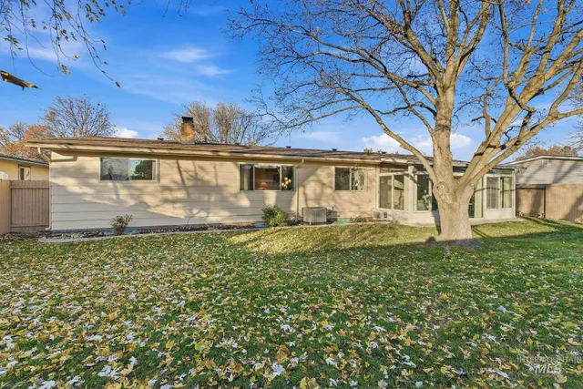 $499,000 | 5621 Centerbrook Drive, Boise, ID 83705