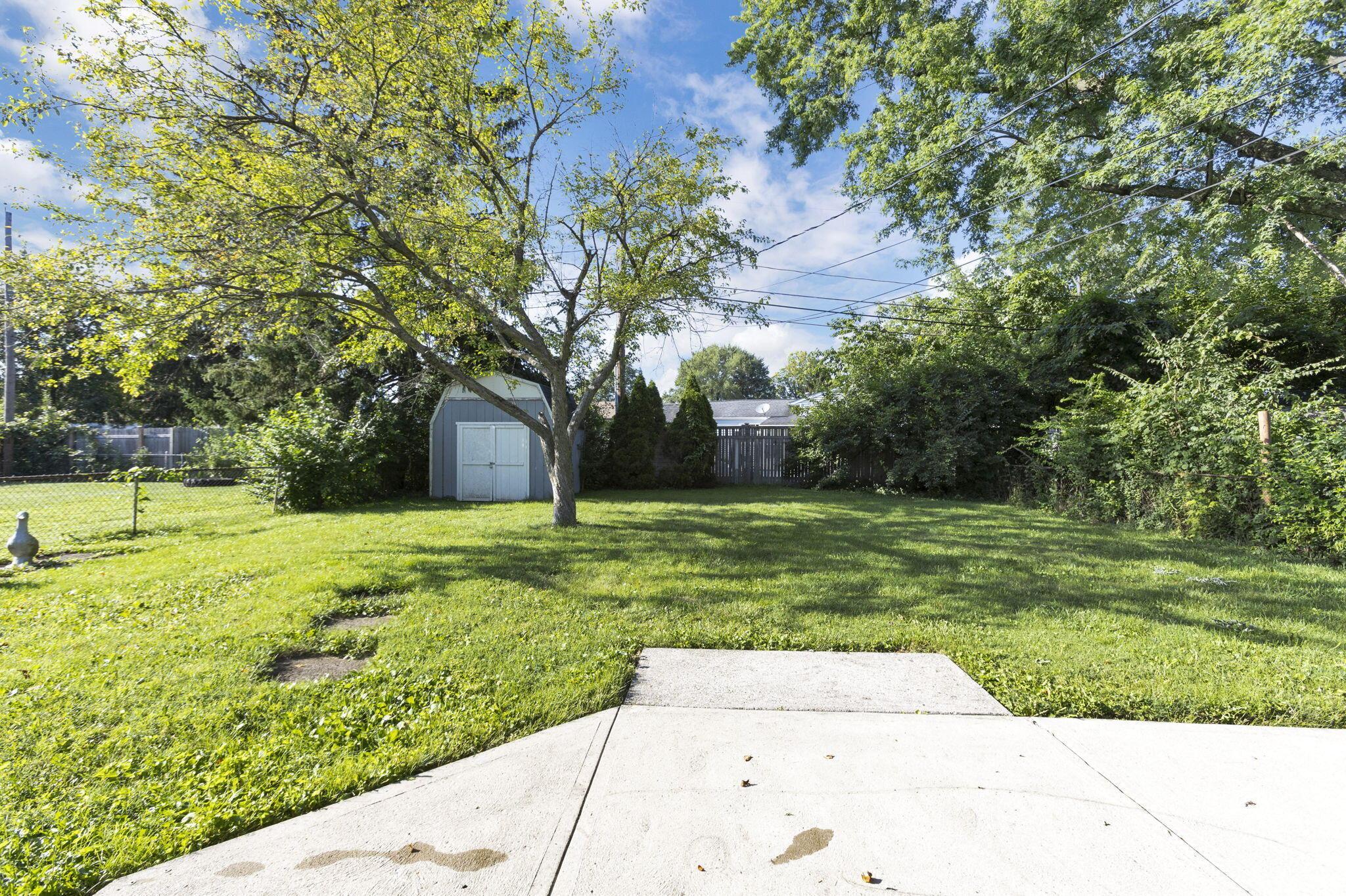 2152 Brookfield Road Columbus, OH 43229 - Photo 30 of 30 27-web-or-mls-7W3A3647