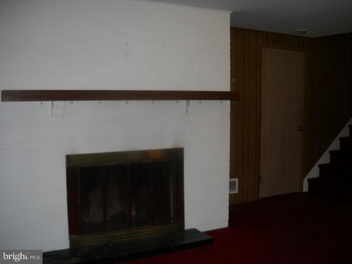 821 Hilltop Road Cinnaminson, NJ 08077 - Photo 7 of 16 Family Room