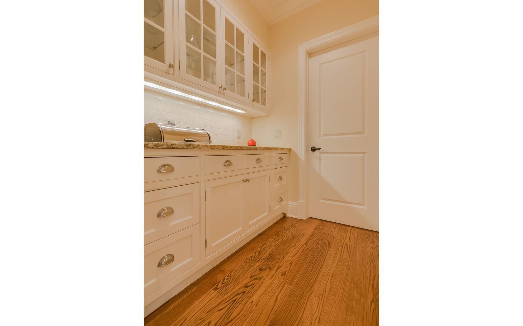 237 Hickok Road New Canaan, CT 06840 - Photo 12 of 41 28