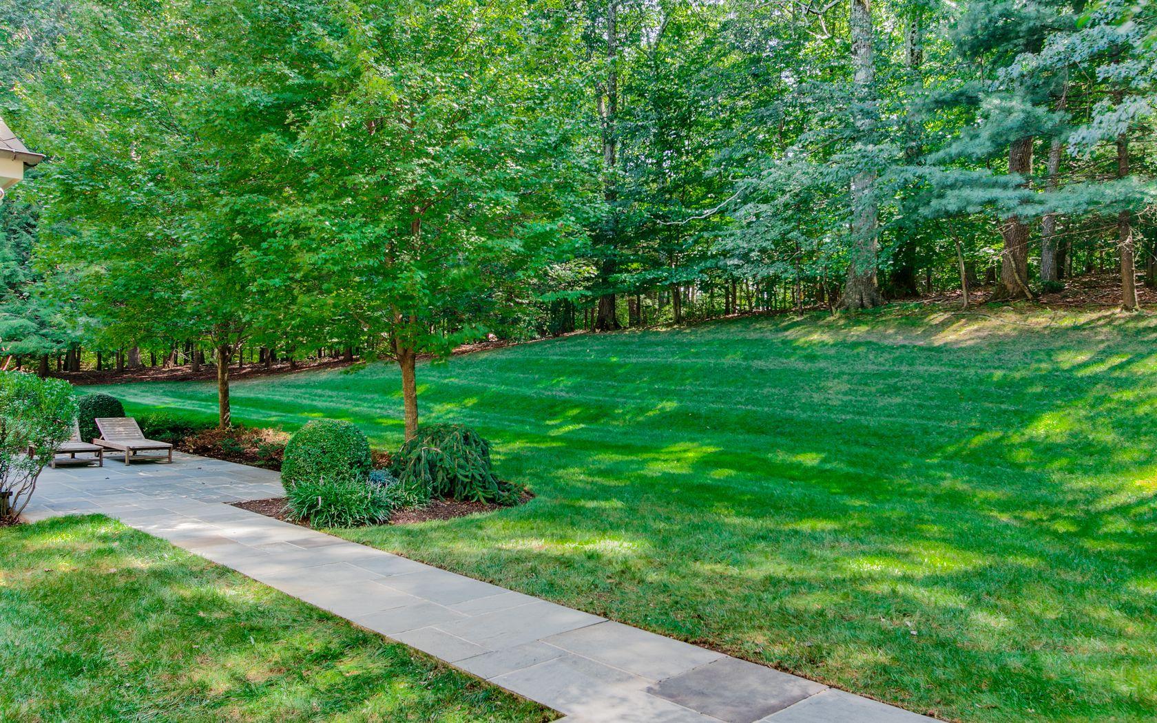 237 Hickok Road New Canaan, CT 06840 - Photo 38 of 41 64
