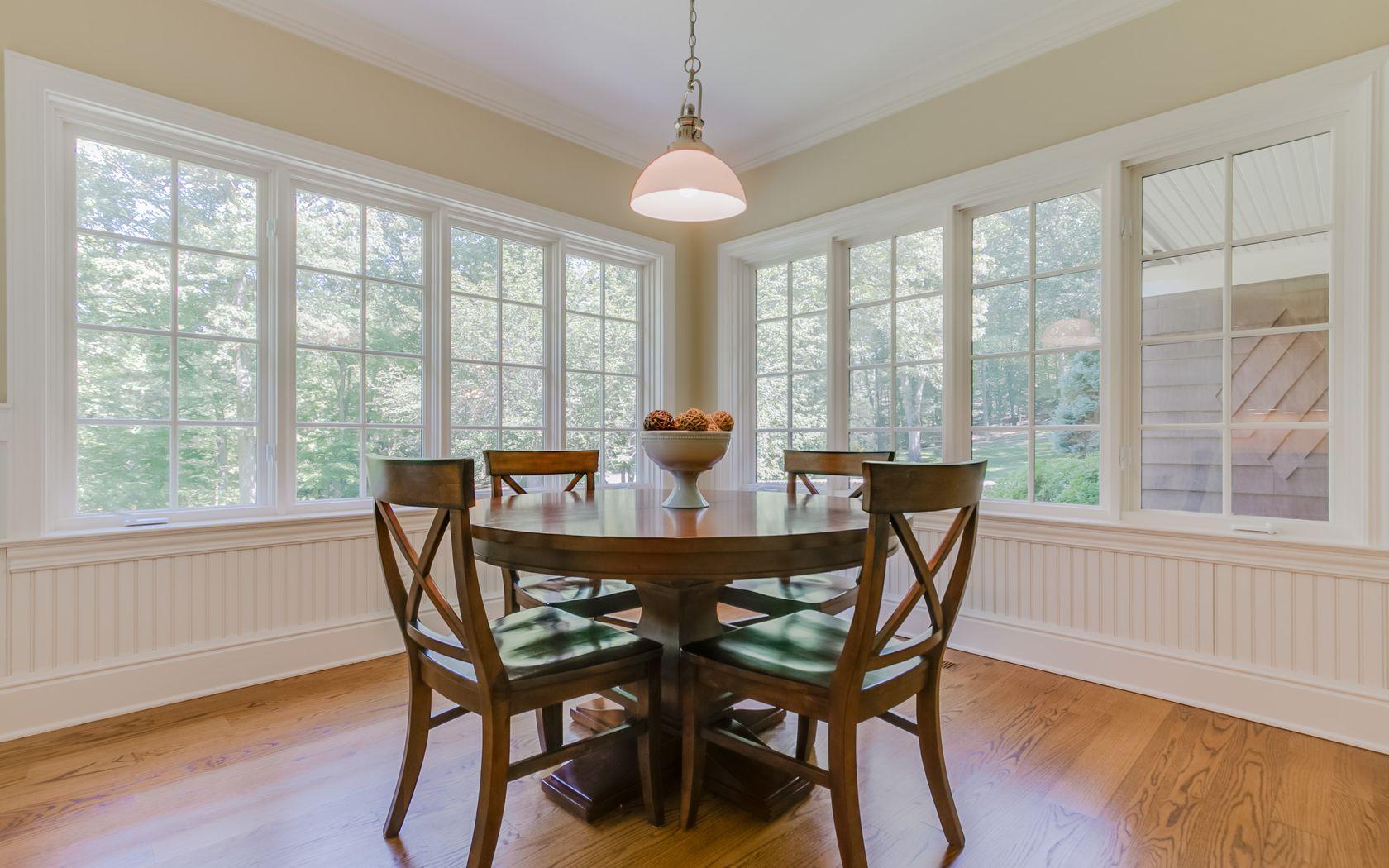 237 Hickok Road New Canaan, CT 06840 - Photo 7 of 41 26