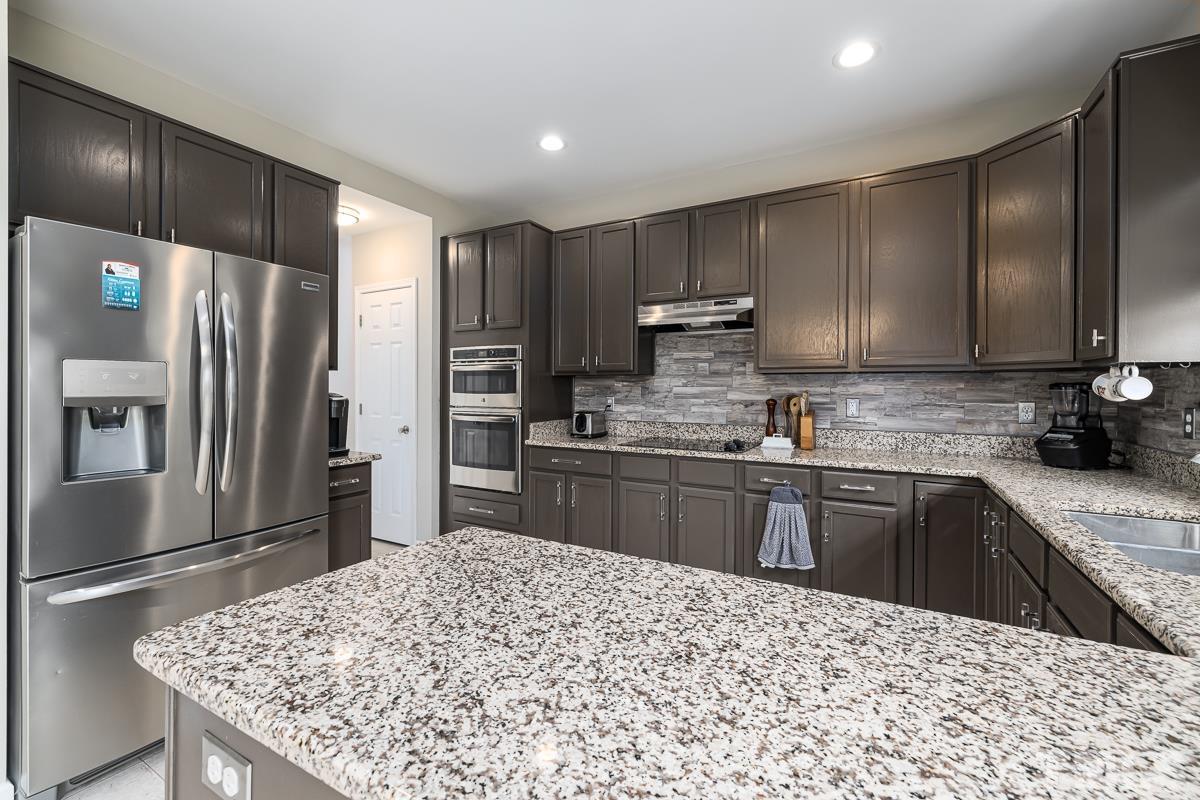 4340 Snowcrest Lane Raleigh, NC 27616 - Photo 15 of 42 Stainless Steel Appliances