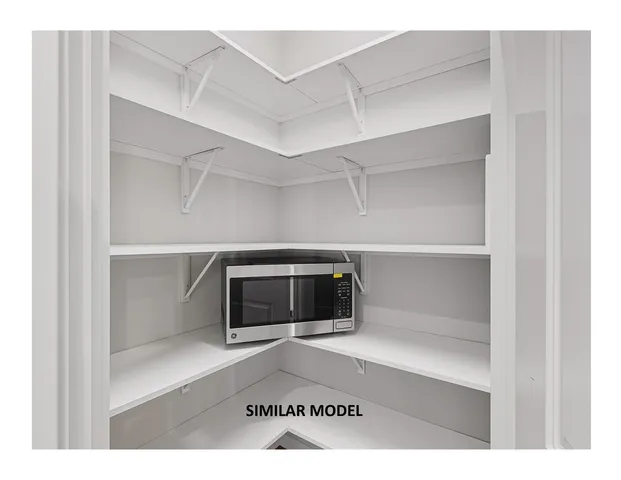 $479,900 | 2813 Crinkle Root Drive, Fitchburg, WI 53711