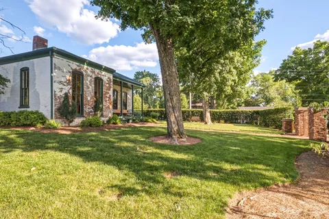 $1,549,900 | 909 Manila Avenue, Nashville, TN 37206