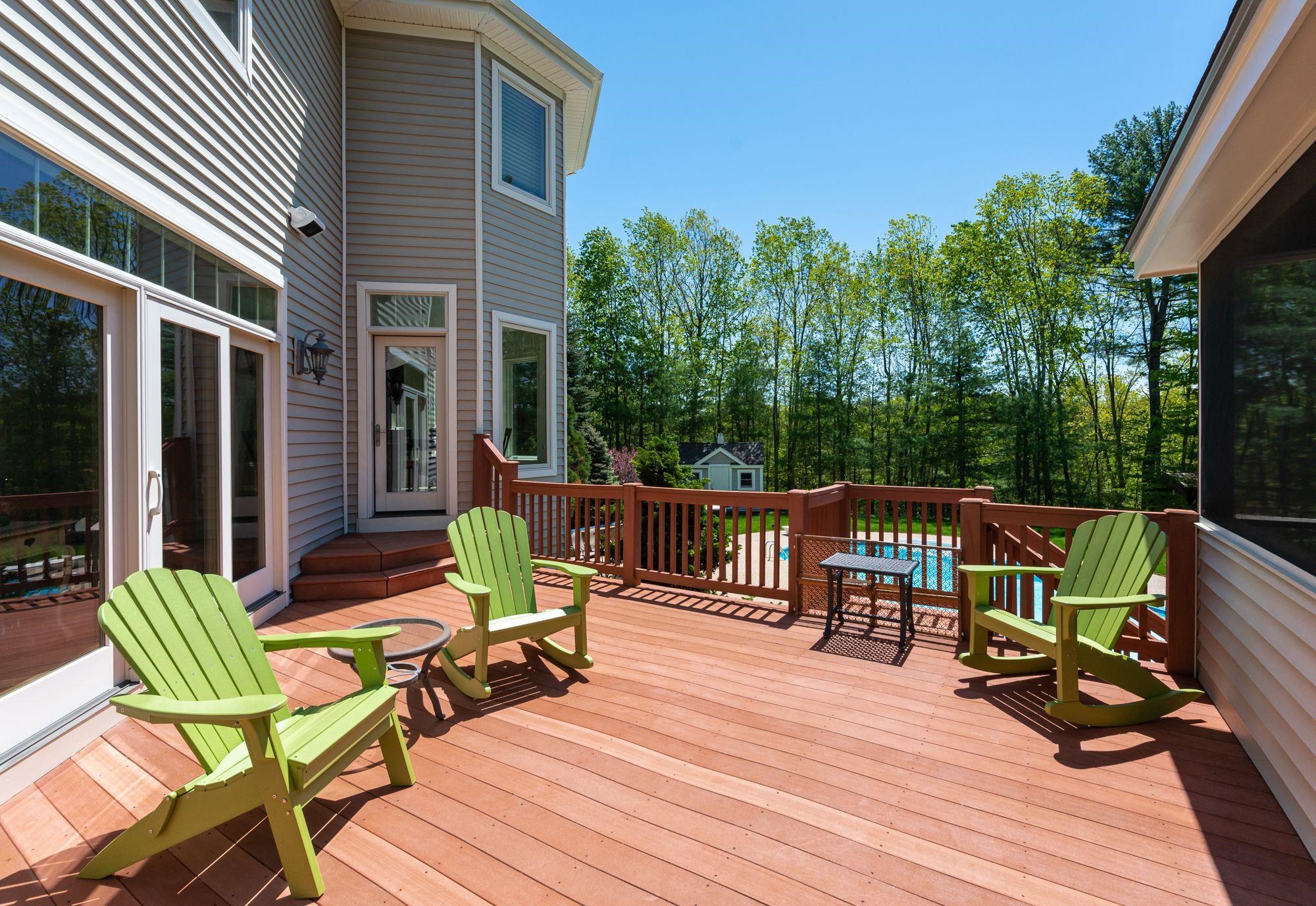 3 Bartlett Drive Bedford, NH 03110 - Photo 37 of 40