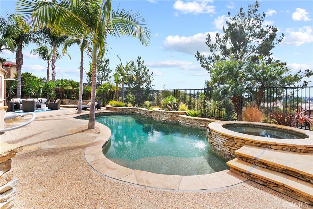 19 Bell Pasture Road Ladera Ranch, CA 92694 - Photo 4 of 40