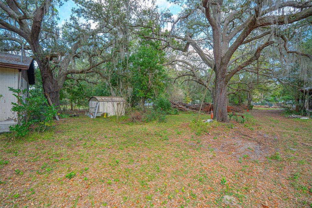 945 South Lake Pleasant Road Apopka, FL 32703 - Photo 19 of 31