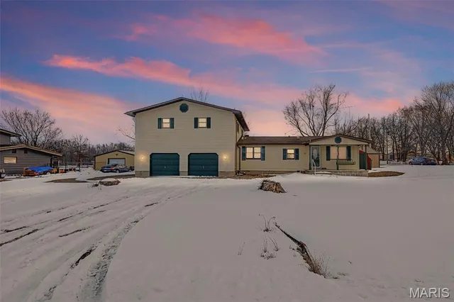 $210,000 | 240 Taft Street, Marissa, IL 62257