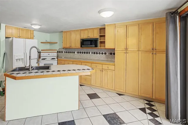 $210,000 | 240 Taft Street, Marissa, IL 62257