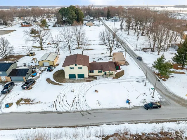 $210,000 | 240 Taft Street, Marissa, IL 62257