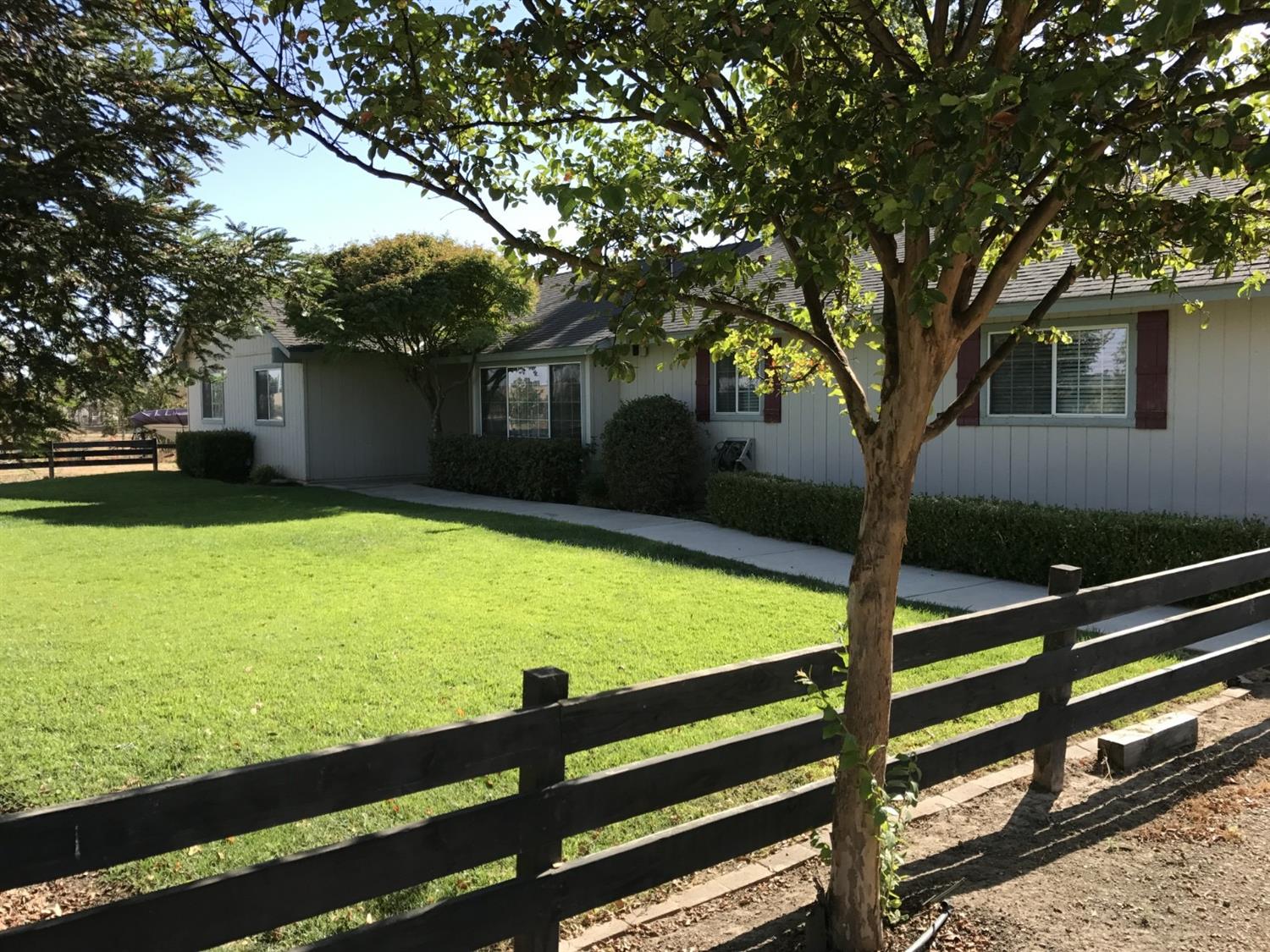16176 Paula Road Madera, CA 93636 - Photo 4 of 22 Gallery Image 4