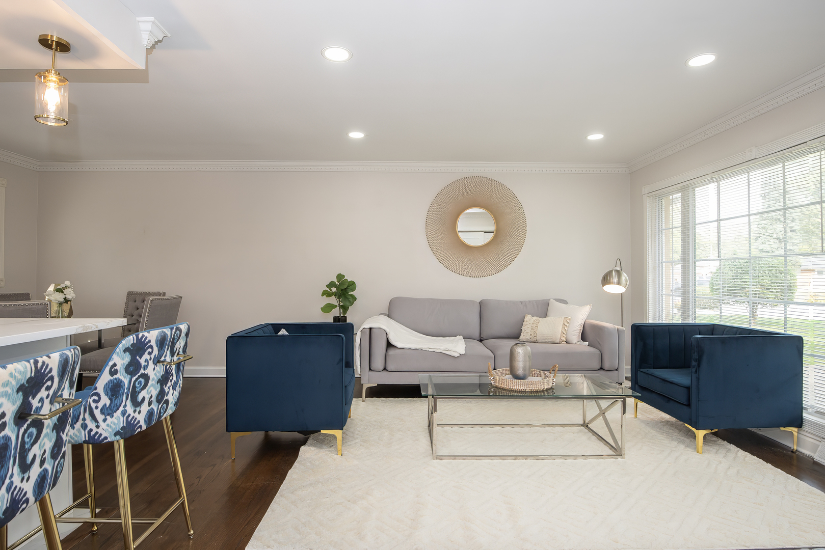 216 Flora Avenue Glenview, IL 60025 - Photo 5 of 40 a living room with furniture