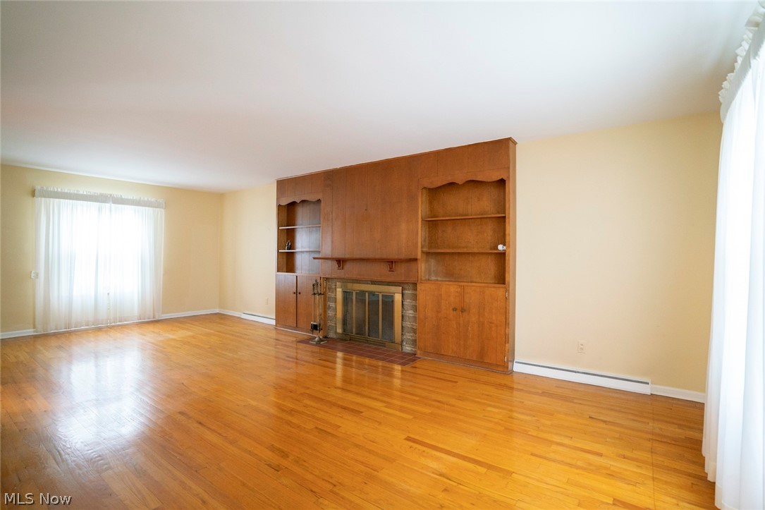 3663 Oak Road Stow, OH 44224 - Photo 3 of 35 Gallery Image 3