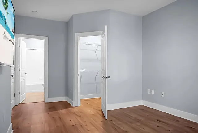 $2,750 | 260 Seven Farms Drive, Unit 203, Charleston, SC 29492