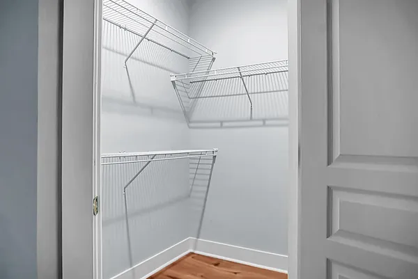 $2,750 | 260 Seven Farms Drive, Unit 203, Charleston, SC 29492