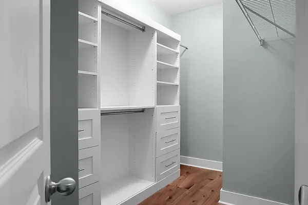 $2,750 | 260 Seven Farms Drive, Unit 203, Charleston, SC 29492