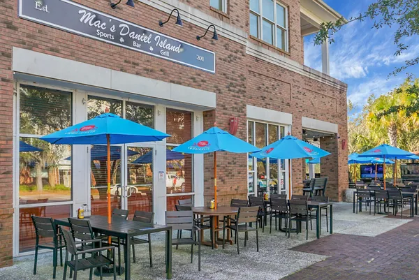 $2,750 | 260 Seven Farms Drive, Unit 203, Charleston, SC 29492