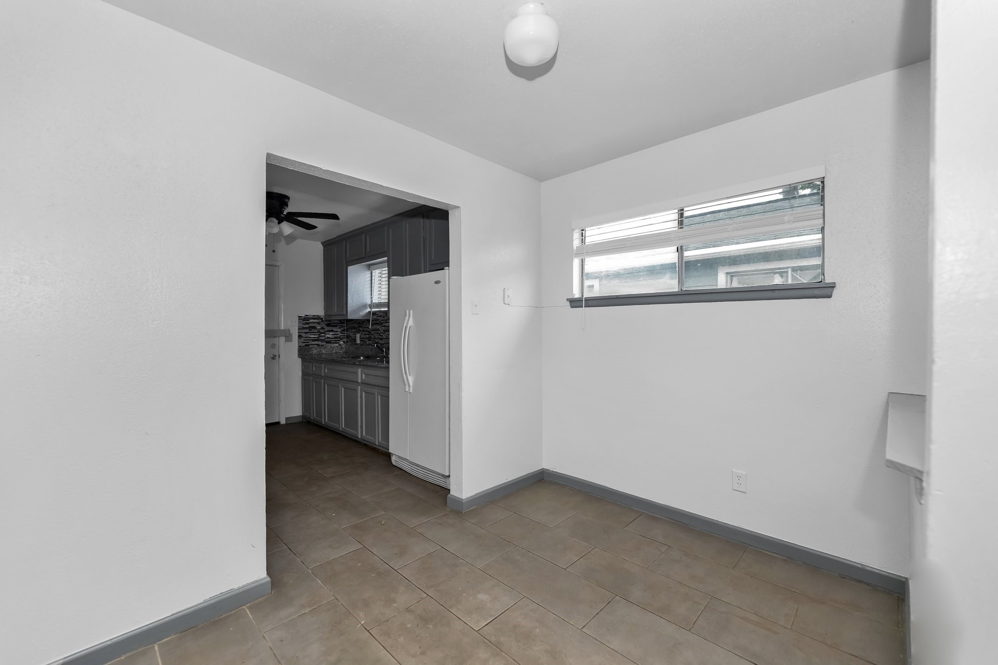 4203 Hirsch Road, Unit 2 Houston, TX 77026 - Photo 5 of 8