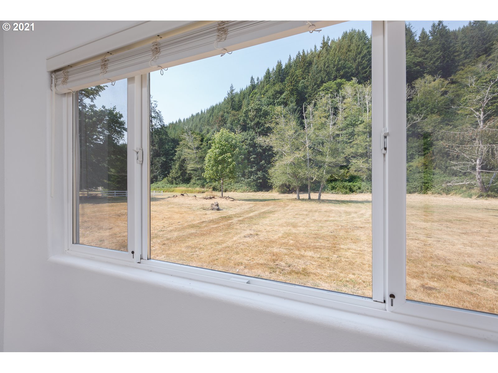 3073 North North Bank Road Otis, OR 97368 - Photo 11 of 32 Gallery Image 11