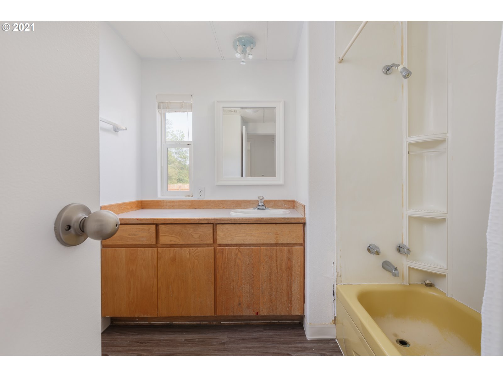 3073 North North Bank Road Otis, OR 97368 - Photo 17 of 32 Gallery Image 17