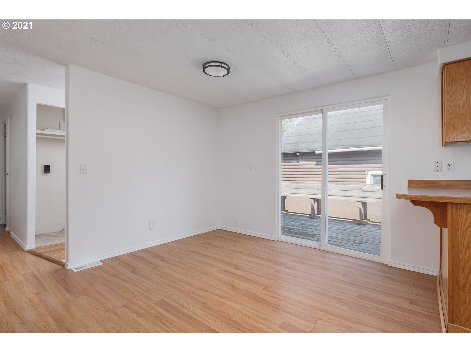 3073 North North Bank Road Otis, OR 97368 - Photo 5 of 32 Gallery Image 5