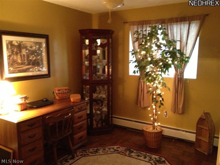 447 Abbyshire Road Green, OH 44319 - Photo 17 of 24 Gallery Image 17