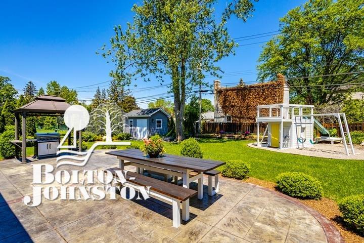 884 North Renaud Road Grosse Pointe, MI 48236 - Photo 47 of 54 Patio