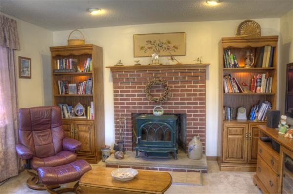 67 Colony Road Westminster, MA 01473 - Photo 6 of 18 Gallery Image 6
