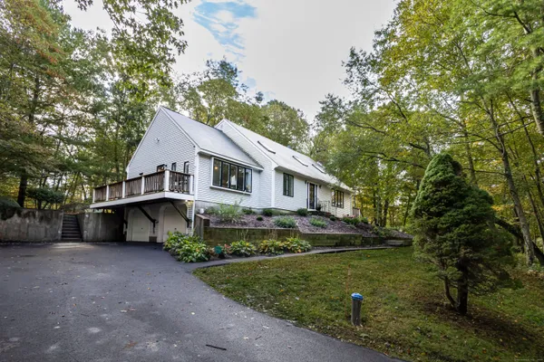 $649,000 | 54 Lakeview Terrace, Westbrook, CT 06498