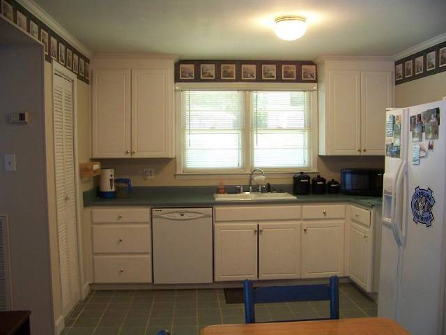 22 Henderson Street Inman, SC 29349 - Photo 4 of 16