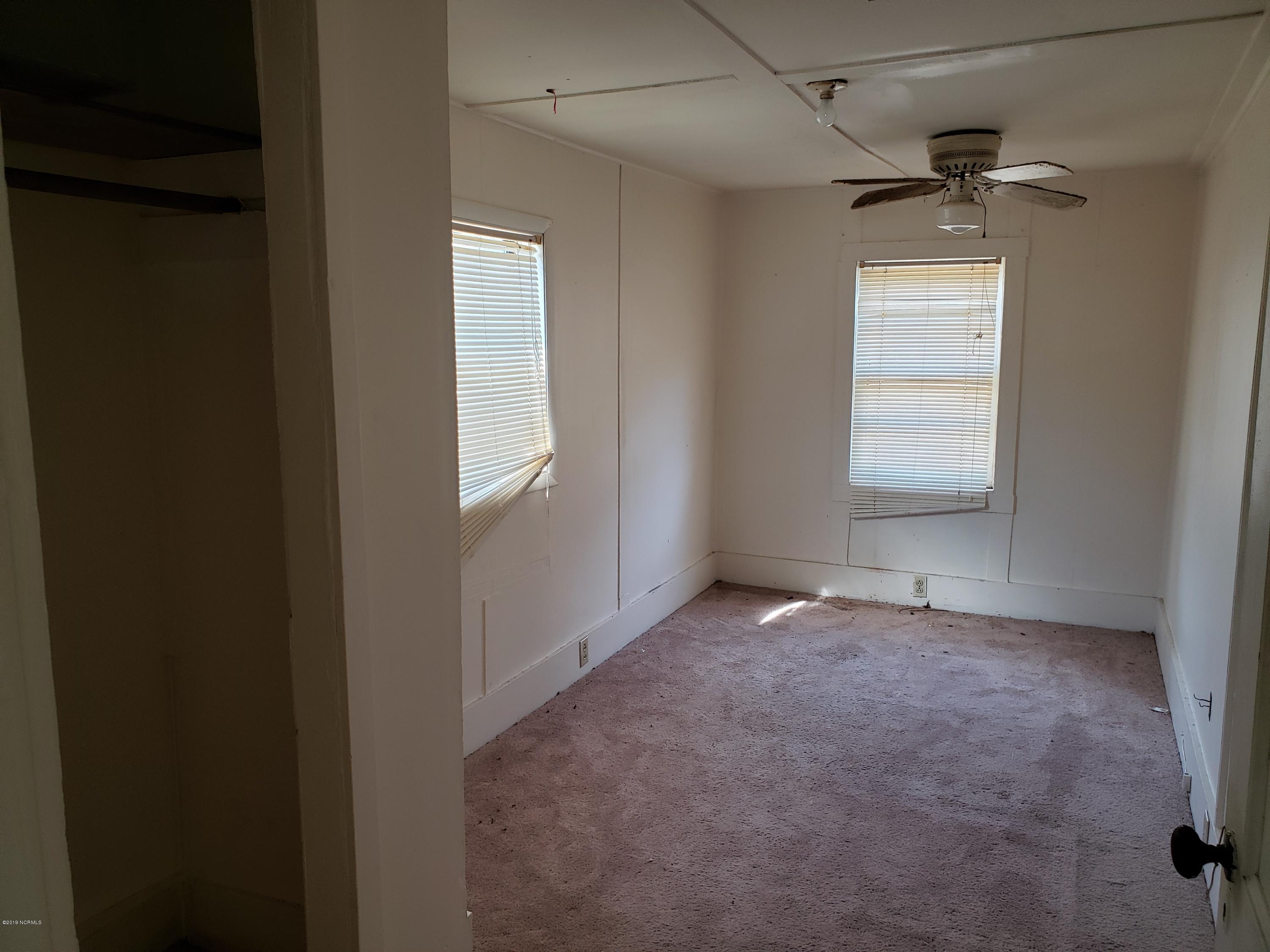 1287 Haw Branch Road Beulaville, NC 28518 - Photo 11 of 17 Guest Room 2