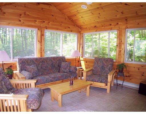 12 Hazel Road Hopkinton, MA 01748 - Photo 8 of 21 Gallery Image 8