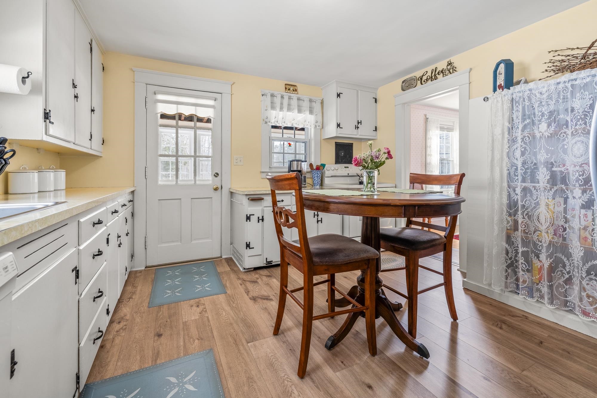 163 Meriden Road Lebanon, NH 03766 - Photo 9 of 42